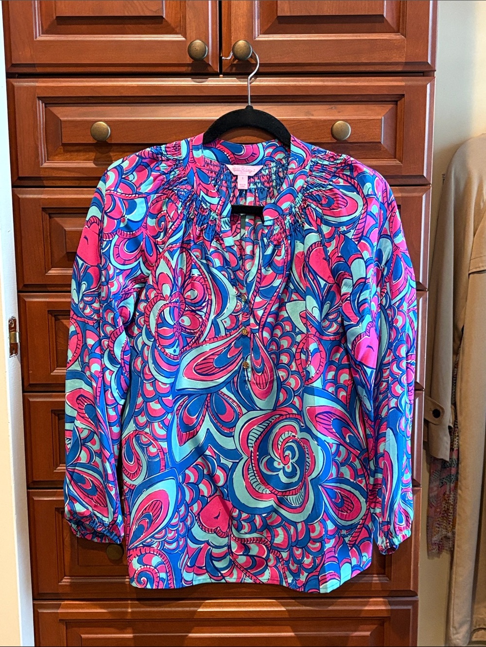 Lily Pulitzer Elsa Silk Top in “Reel Me In” Small